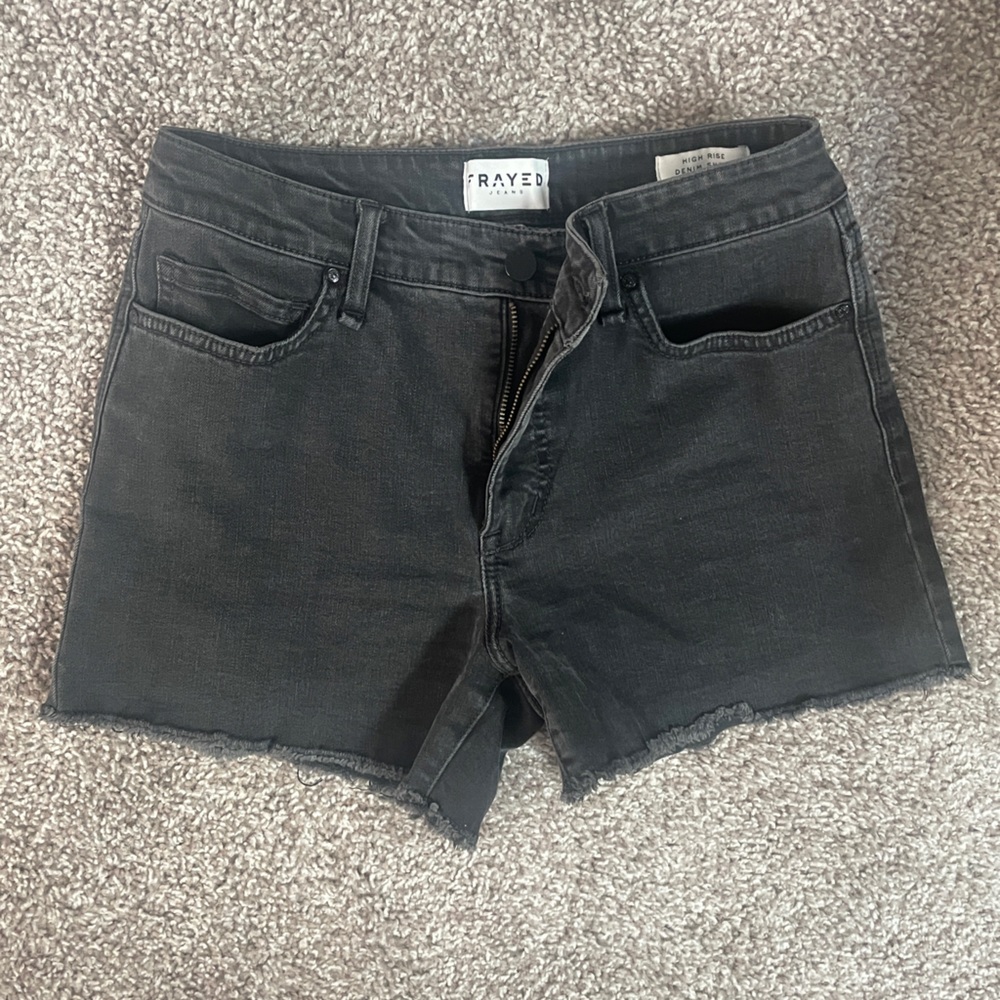 Frayed Cutoff Shorts